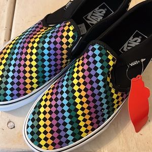 NWT IN BOX VANS RAINBOW MINI CHECK BLACK